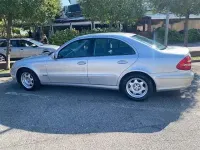 Usata Mercedes E220 Classic 150 CV (110 kW) 2004 Grigio Berlina
