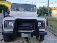 Usata Land Rover Defender 122 CV (89 kW) 2005 Bianco SUV