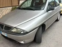 Usata Lancia Ypsilon 54 CV (39 kW) 2001 Utilitaria