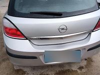 Usata Opel Astra 90 CV (66 kW) 2006 Grigio Berlina
