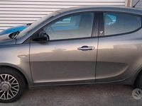 Usata Lancia Ypsilon 95 CV (69 kW) 2012 Grigio Utilitaria