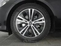 Usata Mercedes E200 Business 160 CV (117 kW) 2019 Nero Station wagon