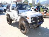 Usata Suzuki Samurai 64 CV (47 kW) 1986 Bianco SUV