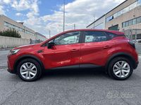Usata Renault Captur Evolution 101 CV (74 kW) 2024 Rosso SUV