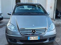 Usata Mercedes A180 Classic 108 CV (79 kW) 2008 Grigio Berlina
