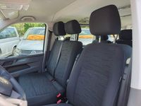 Usata VW Caravelle Comfortline 150 CV (110 kW) 2023 Argento Monovolume