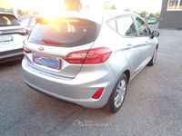 Usata Ford Fiesta 69 CV (50 kW) 2019 Argento Berlina
