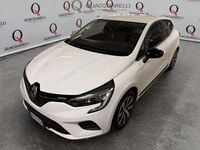 Usata Renault Clio V Equilibre 140 CV (102 kW) 2022 Bianco Utilitaria