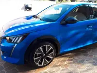 Usata Peugeot 208 GT-line 131 CV (96 kW) 2020 Blu Utilitaria