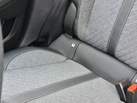 Usata Peugeot 208 Allure 101 CV (74 kW) 2025 Grigio Utilitaria