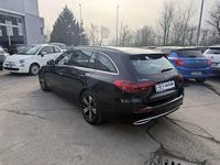 Käytetty Mercedes C200 163 HP (119 kW) 2022 Musta Farmari