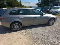 Usata Alfa Romeo 159 Distinctive 120 CV (88 kW) 2008 Grigio Station wagon