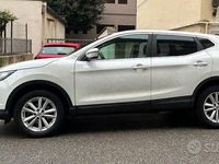 Usata Nissan Qashqai Tekna 110 CV (80 kW) 2016 Bianco SUV