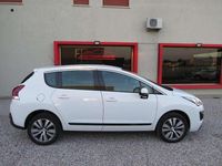 Usata Peugeot 3008 Crossway 120 CV (88 kW) 2015 Bianco pastello SUV