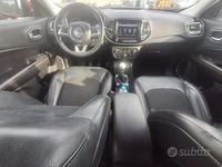 Gebraucht Jeep Compass 120 PS (88 kW) 2017 Rot SUV