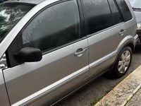 Usata Ford Fusion 68 CV (50 kW) 2005 Grigio Utilitaria
