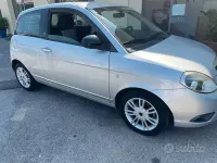 Usata Lancia Ypsilon 69 CV (50 kW) 2011 Grigio Utilitaria