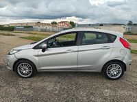 Usata Ford Fiesta 2010 Grigio Berlina