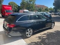 Usata Mercedes E220 Premium Plus 194 CV (142 kW) 2017 Nero Station wagon