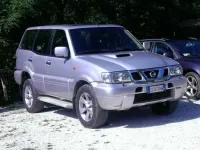 Usata Nissan Terrano 154 CV (113 kW) 2003 Argento SUV