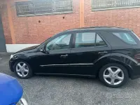 Usata Mercedes ML320 224 CV (164 kW) 2007 Nero SUV