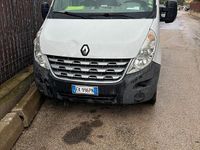 Begagnad Renault Master 2012 Vit Sedan