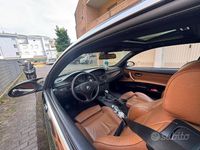 Usata BMW 330 Sport Line 231 CV (169 kW) 2006 Blu Coupé