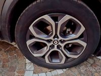 Usata Renault Captur Techno 101 CV (74 kW) 2023 Grigio SUV