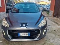 Usata Peugeot 308 Active 120 CV (88 kW) 2011 Grigio Berlina
