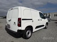 Usata Citroën Berlingo 102 CV (75 kW) 2021 Bianco Monovolume
