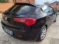 Usata Alfa Romeo Giulietta Distinctive 105 CV (77 kW) 2012 Nero Berlina