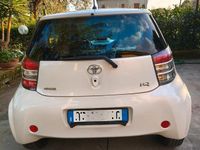 Usata Toyota iQ 98 CV (72 kW) 2009 Bianco Utilitaria