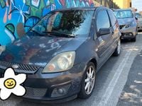 Usata Ford Fiesta 90 CV (66 kW) 2007 Grigio Utilitaria
