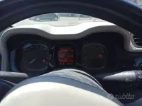 Usata Fiat Panda Lounge 86 CV (63 kW) 2012 Rosso Utilitaria