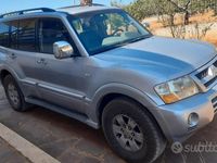 Usata Mitsubishi Pajero 160 CV (117 kW) 2004 Grigio SUV