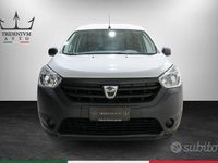 Gebraucht Dacia Dokker 95 PS (69 kW) 2021 Weiß Van / Kleinbus