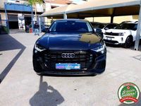 Usata Audi Q8 S-Line 286 CV (210 kW) 2022 Grigio SUV