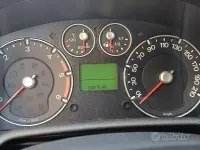 Usata Ford Fusion 68 CV (50 kW) 2009 Grigio Utilitaria