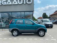 Usata Daihatsu Terios 85 CV (62 kW) 2001 Nero SUV