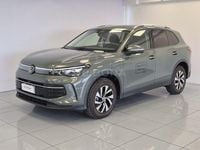 Usata VW Tiguan Life 204 CV (150 kW) 2025 Velvet green metallizzato SUV