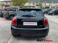 Usata Mini ONE 75 CV (55 kW) 2016 Nero Utilitaria