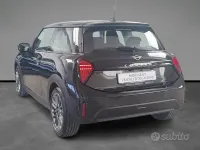 Usata Mini Cooper S Essential 204 CV (150 kW) 2025 Nero / metallizzato Utilitaria