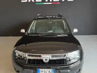 Usata Dacia Duster Lauréate 110 CV (80 kW) 2011 Nero SUV