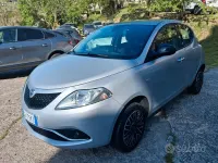 Usata Lancia Ypsilon Gold 69 CV (50 kW) 2020 Grigio Utilitaria