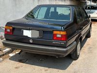 Usata VW Jetta 1988 Blu Berlina