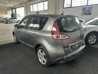 Käytetty Renault Scenic E-Tech Dynamique 110 HP (80 kW) 2011 Harmaa Tila-auto