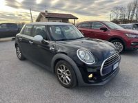 Usata Mini Cooper D Hype 116 CV (85 kW) 2016 Nero Utilitaria