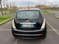 Usata Lancia Ypsilon 75 CV (55 kW) 2012 Nero Utilitaria