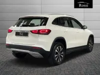 Usata Mercedes GLA180 116 CV (85 kW) 2022 Bianco SUV