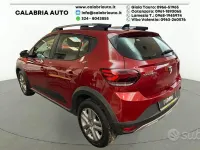 Usata Dacia Sandero Comfort 91 CV (66 kW) 2023 Rosso Berlina